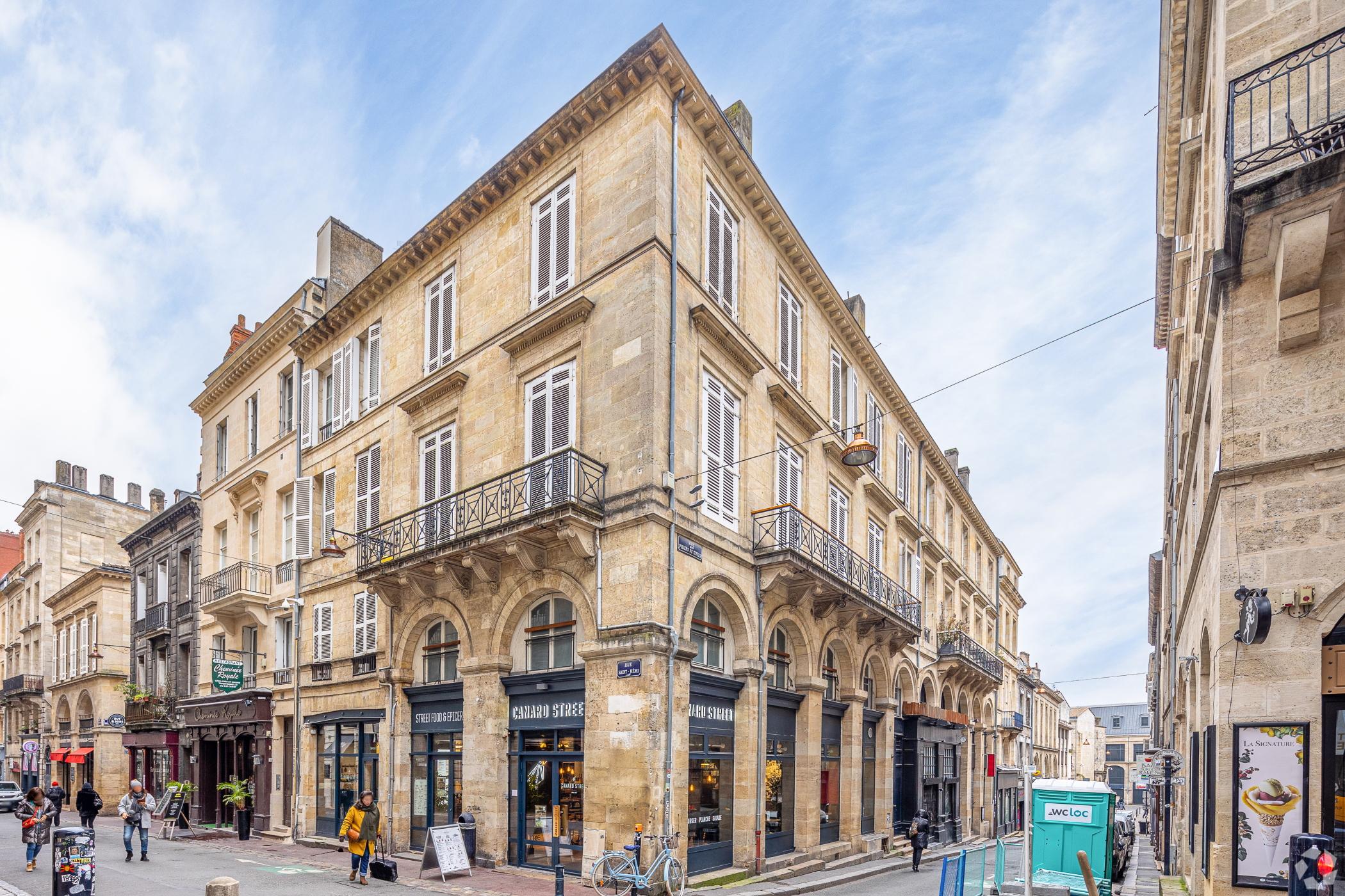 Immeubles à Léognan