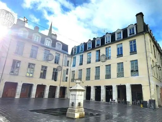 Immeubles à Lescar – patrimoine immobilier dans le Béarn